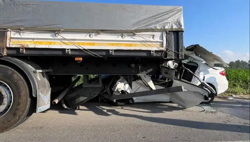 Sakarya'da Feci Kaza: Hayatını Kaybeden Genç, Şehirde Şok Etkisi Yarattı