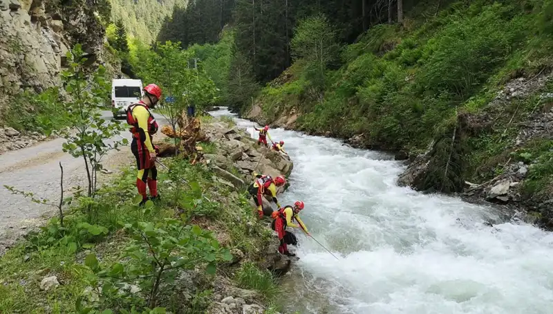 Trabzon'da Dereye Düşen Çocuğun Peşinde: Babasına Adli Kontrol Kararı Çıktı