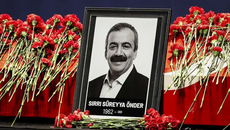 Sırrı Süreyya Önder Meclis’te Anıldı: Anılar ve Duygusal Anlar