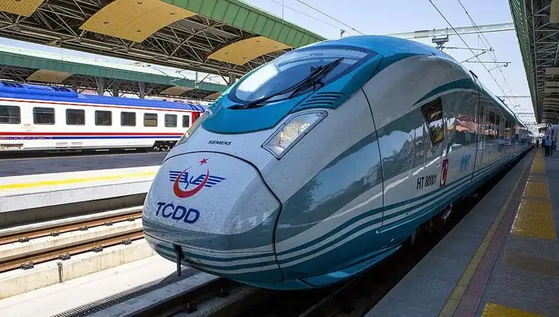 TCDD, 140 Yeni Tren Makinisti Alımı İçin Başvuruları Başlattı!