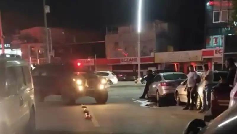 Kardeş Katliamı: Annesini Yaralayan Kardeşi, Ablası Tarafından Öldürüldü