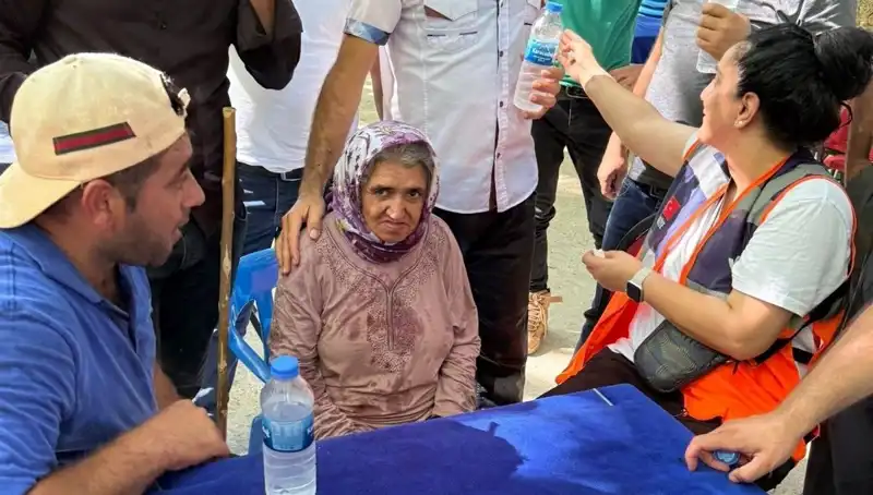 3 Gün Kayıp Kadın, Piknikçiler Sayesinde Hayatta Bulundu!