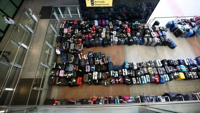 Havalimanında Duygusal Anlar: 2 Yaşındaki Çocuk Bagaj Bandında Kayboldu
