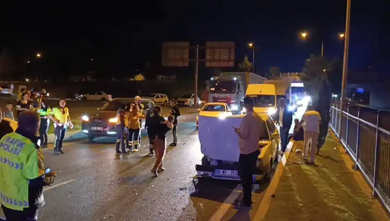 Otoyolda Meydana Gelen Kaza: İkisi Çocuk Dört Yaralı!
