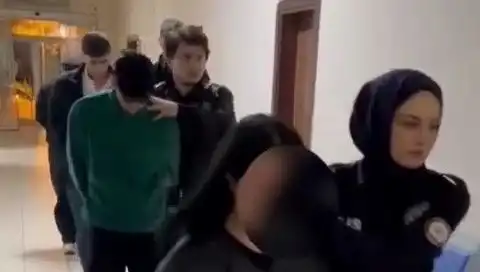 Silahla Telefon Gasp Eden 5 Şüpheli Kıskıvrak Yakalandı: Olayın Detayları Ortaya Çıktı