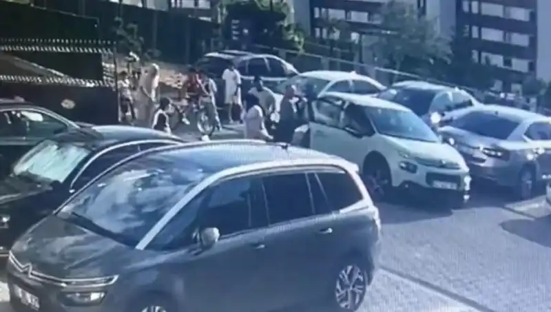 Eşi ve Yakınlarını Araba ile Ezerek Olay Yaratan Adam Hakkında Şok Edici Detaylar