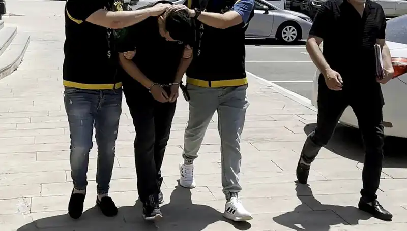 Mezarlıktaki Hırsızlık Olayı: Suçüstü Yakalanan Şahıs Şaşkınlık Yarattı