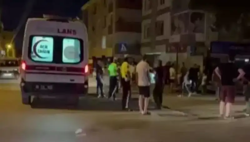 Alkollü Sürücünün Tüyler Ürpertici İntikamı: Yaya Grubuna Kamyonetle Çarpma Anı