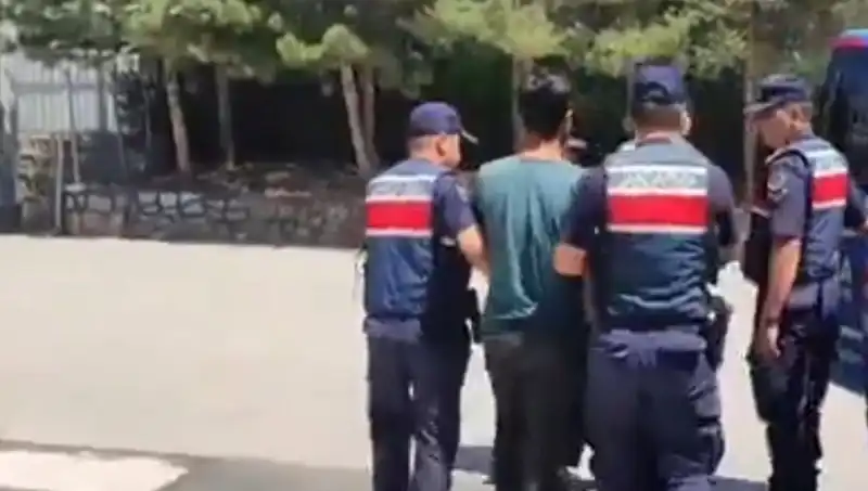 14 İlde DAEŞ'e Yönelik Dev Operasyon: 26 Gözaltı Gerçekleşti