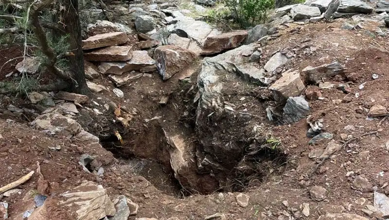 Eski Vali ve Emekli Albay Define Avında Yakalandı, Şok İddialar Ortaya Çıktı