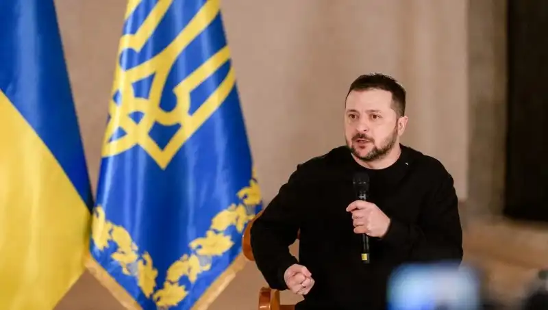Zelenski: Rusya'nın Niyetleri Hakkında Belirsizlik Sürüyor