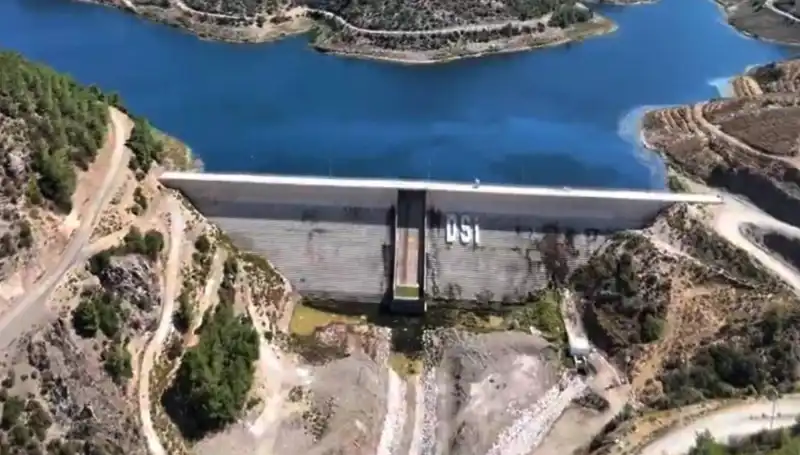 Çeşme’de Su Kesintileri Sona Eriyor: Ayrıntılar ve Müjdeli Gelişmeler