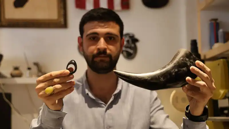Türk Savaşçıların Özel Ekipmanı: Manda Boynuzundan Yapılan Eşsiz Kılıçlar