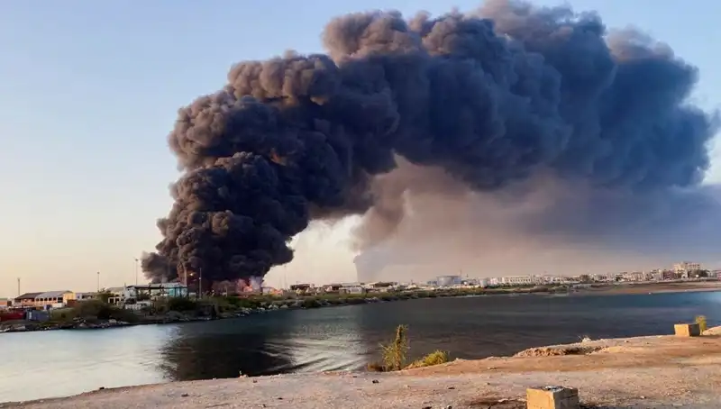 Port Sudan'da Yaşanan Şok Edici Patlamalar: Havalimanı ve Ordu Üssü Hedefte