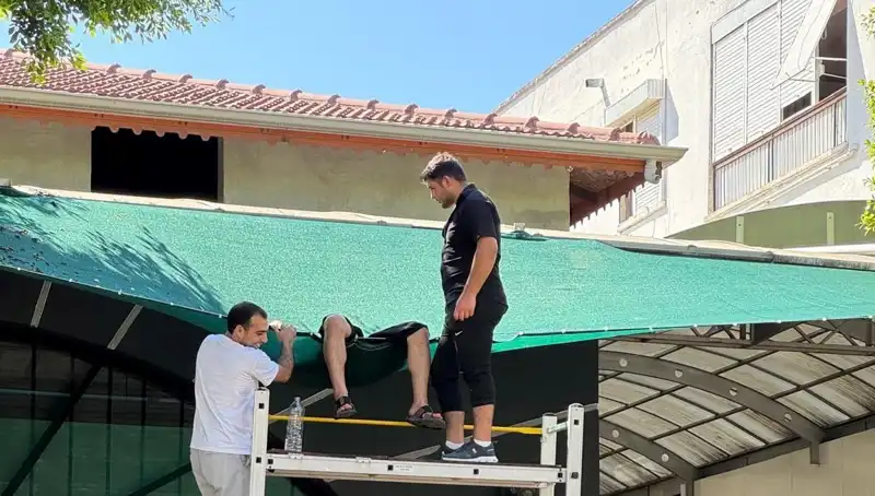 Dengesini Kaybedip Balkondan Düşen Genç, Sağlık Durumu Merak Ediliyor!
