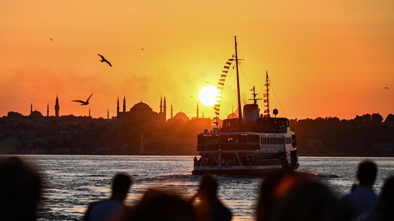 Türkiye'nin turizm geliri yeni bir rekora ulaştı