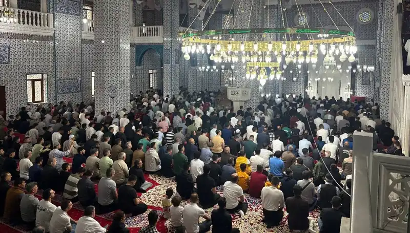 Iğdır'da İlki Gerçekleşen Bayram Namazı Coşkusu