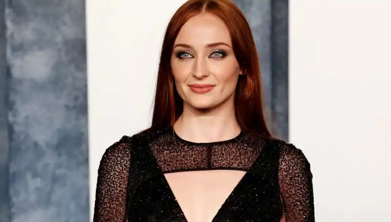 Game of Thrones Yıldızı Sophie Turner’a Karşı Olay Yaratacak Bir Yorum!