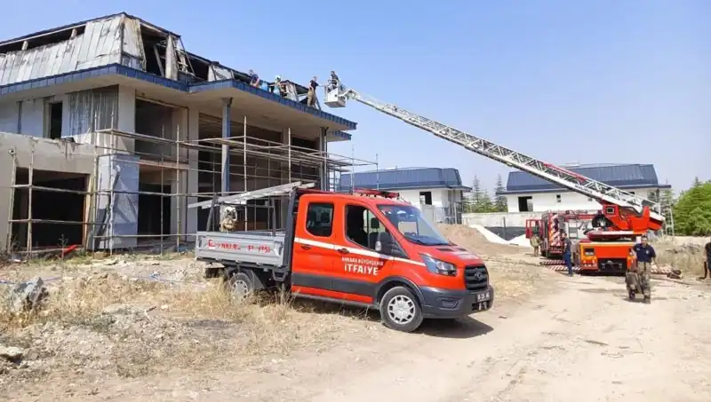 Ankara Gölbaşı'nda Villaları Tehdit Eden Yangın: Neler Oluyor?