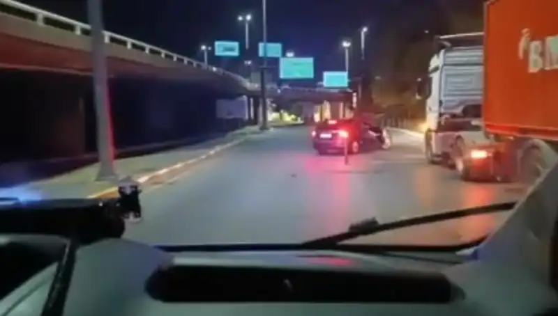 İstanbul'da Büyük Kaçakçılık Operasyonu: 36 Milyon TL'lik Ürün Ele Geçirildi