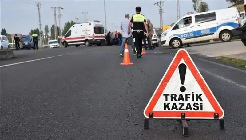 Tekirdağ'da Kontrolden Çıkan Otomobil Bariyere Çarptı: Üzücü Kaza Sonucu Bir Hayat Kaybı